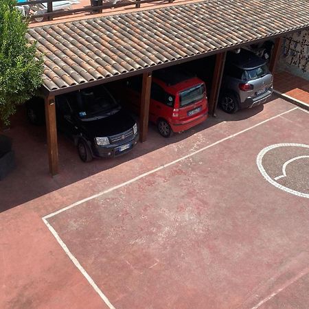 Tabor 1 Garden & Parking Apartment Naples Luaran gambar