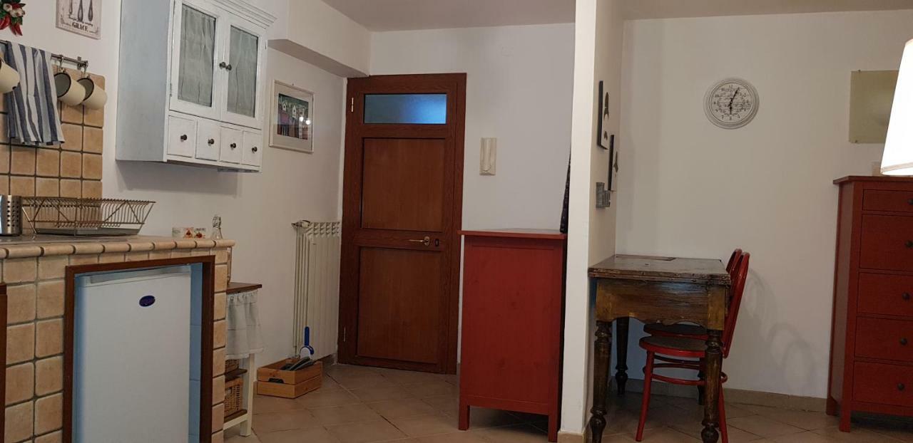Tabor 1 Garden & Parking Apartment Naples Luaran gambar