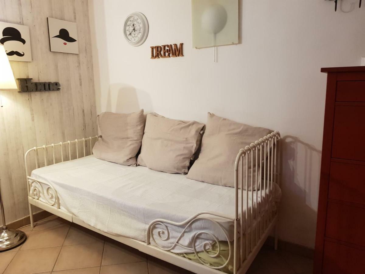 Tabor 1 Garden & Parking Apartment Naples Luaran gambar